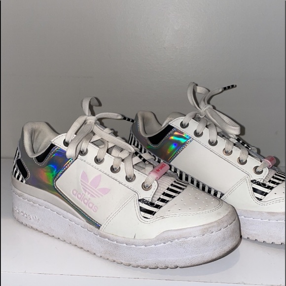 Adidas Sneakers - Picture 1 of 5